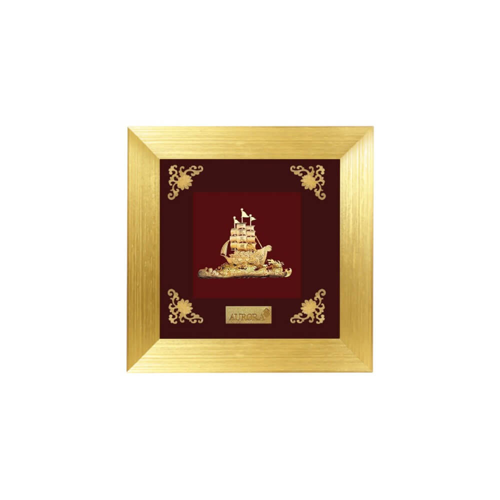 กรอบรูปเรือสำเภามงคล  AURORA DESIGN กรอบทอง ขนาด 15 X 15 ซม.
